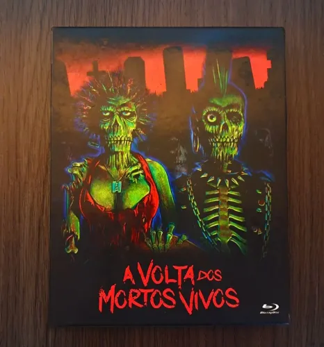 Blu-ray A volta dos mortos vivos c/poster e cards