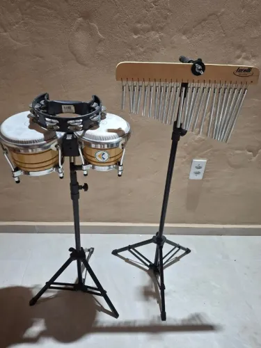 Vendo instrumentos musicais