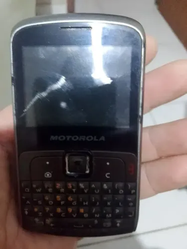 Celular Motorola EX112 50 MB EXP. 3.15 Mpx 1 Core