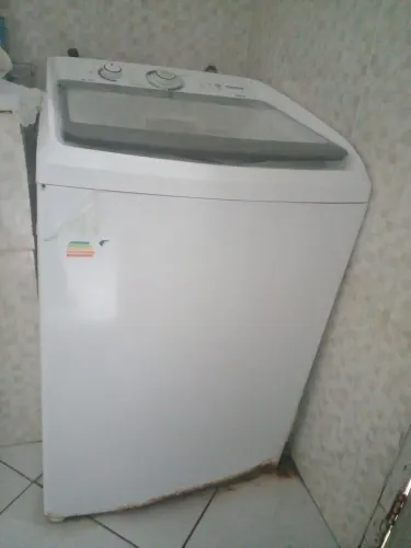 MAQUINA DE LAVAR COM DEFEITO