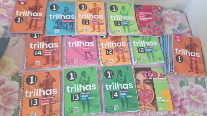 LIVROS DO ENSINO MÉDIO TRILHAS FTD