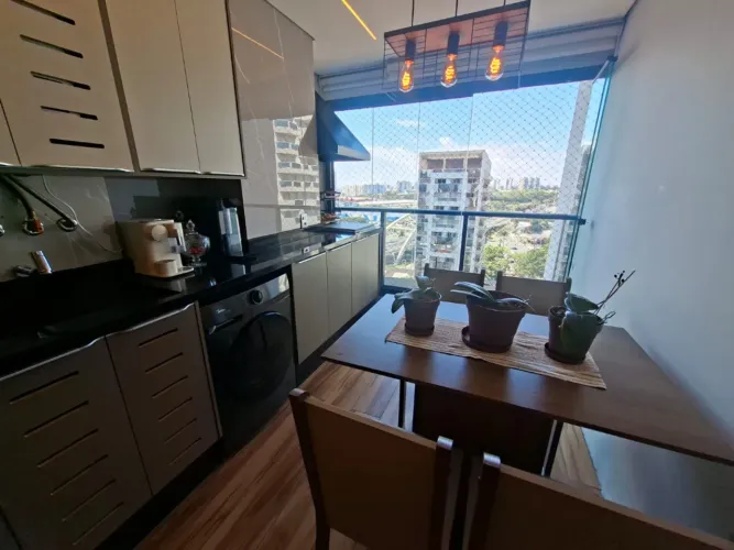 Apartamento para venda em Centro com 2 quartos, sendo 1 suíte, 51m²