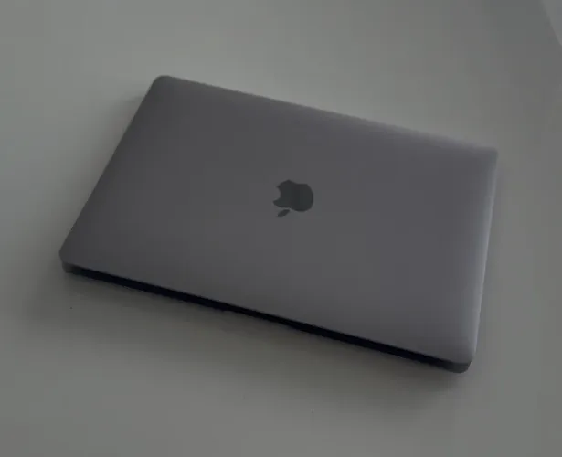 MacBook Air M1 256g 16ram