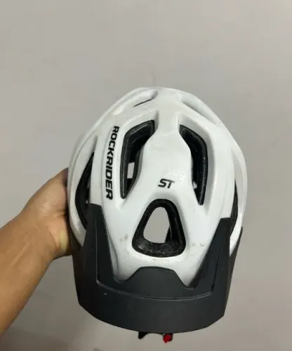capacete rockrider st 100 branco