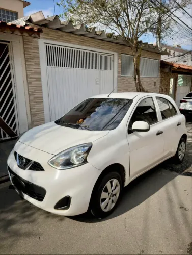 Nissan March S 1.0 12V Flex 5P 2018