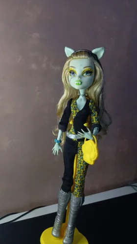 Boneca Frankie Stein da linha Monster High Freaky Fusion 