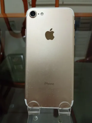 iPhone 7 dourado 128 GB R$ 290,00