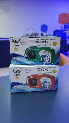 Receptor de Radio e TV / Relógio de Bolso LCD / alto falante de qualidade / $30,00