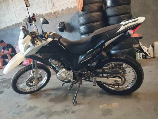 Vende-se bros 2016