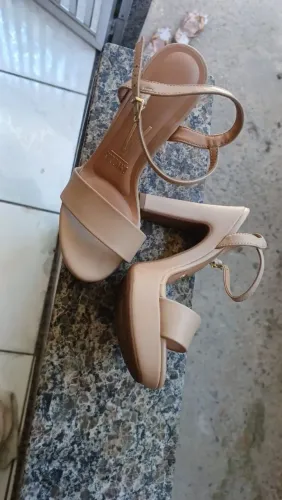 Sandalia