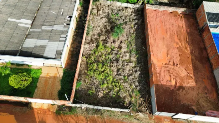 Lote 15x30 setor Village - Formosa/Go