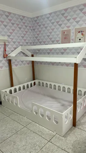 Cama casal montessoriana casinha