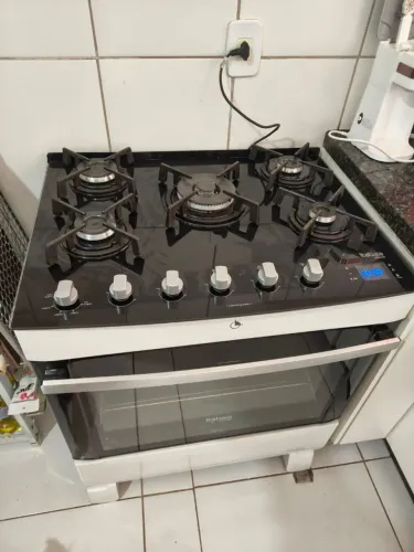 Fogão Itatiaia Vitrum 5 Bocas | Pouquíssimo Uso | Mesa de Vidro + Timer