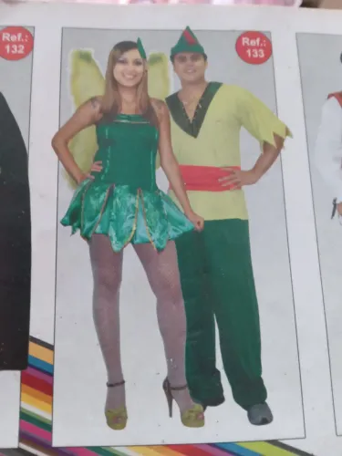 Fantasias a venda 