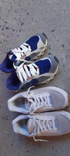 2 pares de tênis semi novos usado somente uma vez.