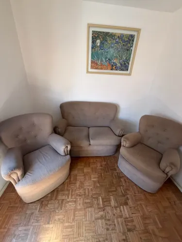 Conjunto Sofá dois lugares + 2 poltronas 