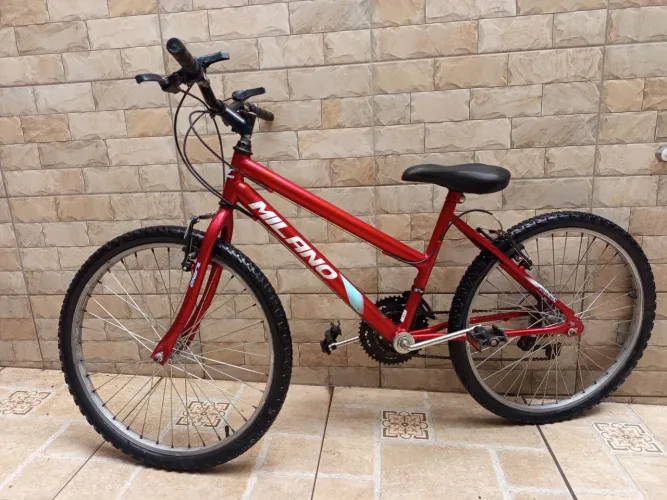 Bicicleta Aro24 + Capacete de Proteção 