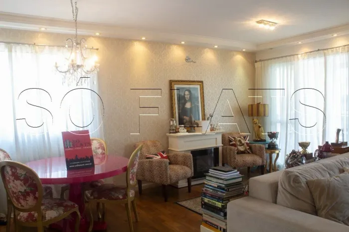 Apartamento à venda em Moema 124m² 3 suítes 2 vagas no Advanced Moema
