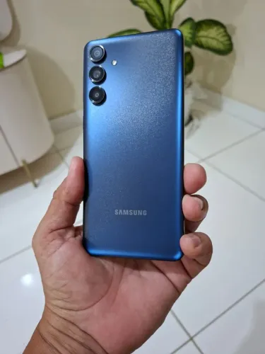 SAMSUNG M55 5G 256GB 8GB RAM