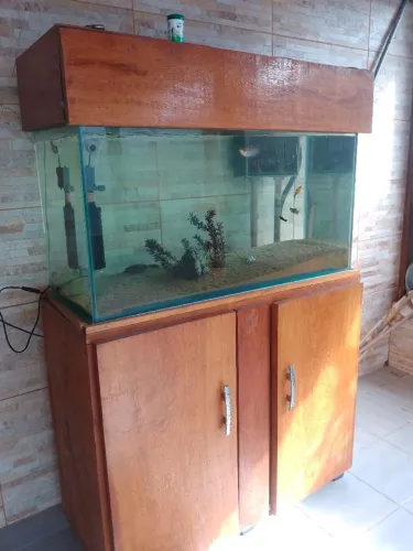 Aquário completo 200L + móvel 