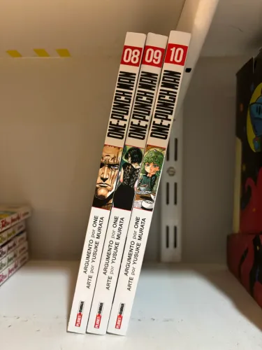 Mini coleção de One punch man Volumes 8,9,10