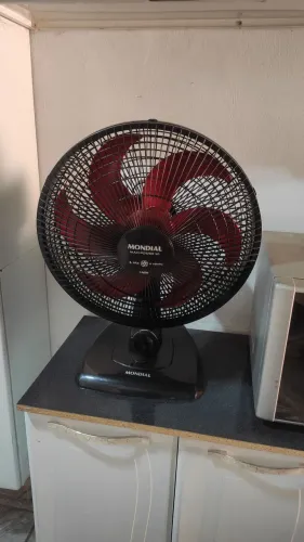 Ventilador de Mesa 6 Pás Turbo 140W