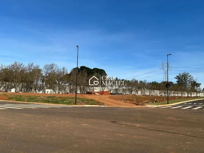 Terreno à venda no Condomínio Reserva Itanhangá em Indaiatuba-SP!