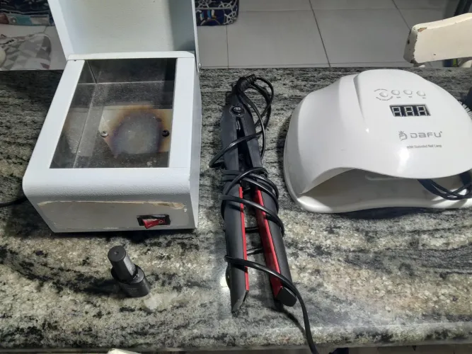 Kit Esterilizador, Lixadeira elétrica e Cabine de luz UV + Chapinha de brinde