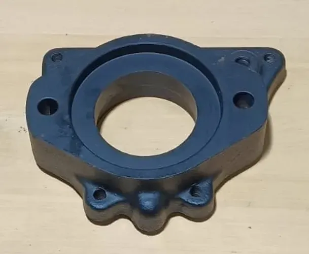 Flange bomba hidráulica Toyota 4FG-15,motor 4P Cód: 11314-78001-71.