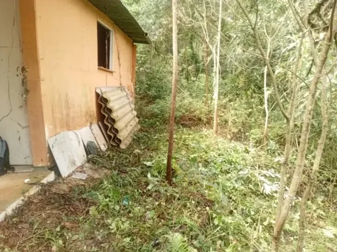 Vendo ou troco um terreno , localizado na comunidade veludo