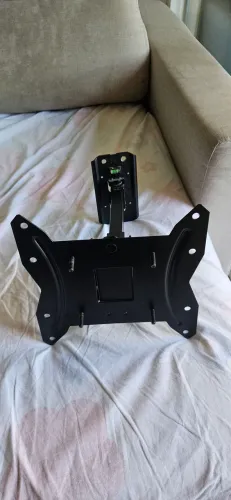 Suporte para TV articulado, com nível.