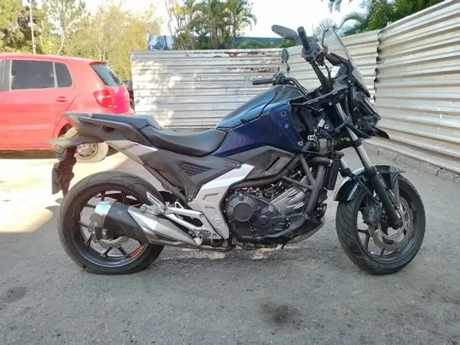 Honda NC 750X Sucata