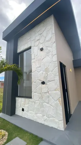 CASA DE 3/4 SENDO UMA SUITE C/ CLOSET, CASA NOVA NUNCA HABITADA