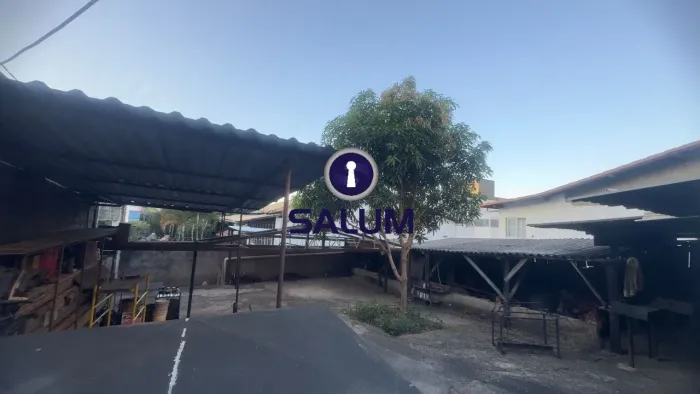 GALPÃO 330M2 DE ÁREA