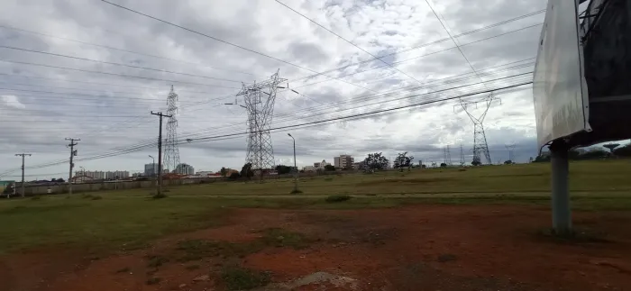 Anel Viário de Brasília DF 180 BR 070 áreas grandes escrituradas