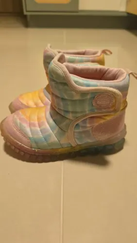 Bota Bibi tamanho 28