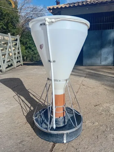 Comedouro suíno automático 130 kilos