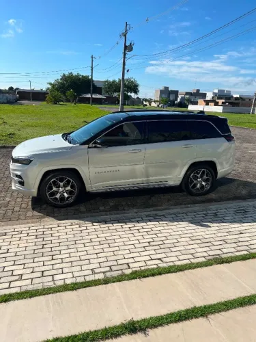 Jeep Commander Overland T270 1.3 TB Flex AUT 2024