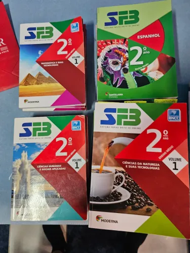 Coleção livro 2° ano ensino médio