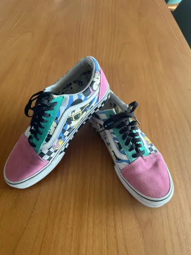 Tênis vans Disney