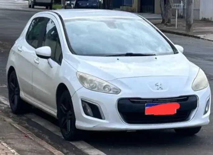 Peugeot 308 Allure 2.0 Flex 16V 5P Mec. 2013