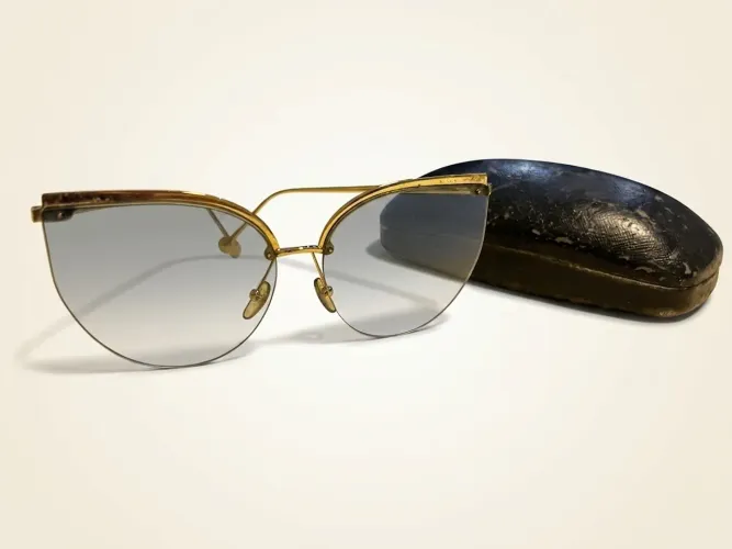 Óculos de Sol Salvatore Ferragamo prateado Gatinho (Cat Eye) Vintage