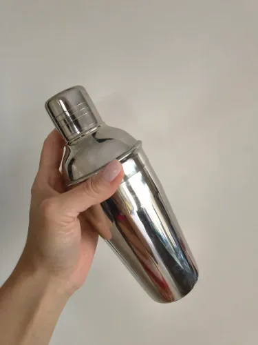 coqueteleira em inox 500ml cinza