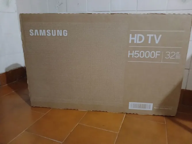 Smart TV Samsung 32 lacrada 