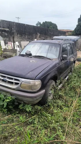 Ford Explorer XLT 4X2 4.0 V6 1997