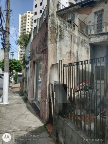 Casa Antiga na Av nova Cantareira