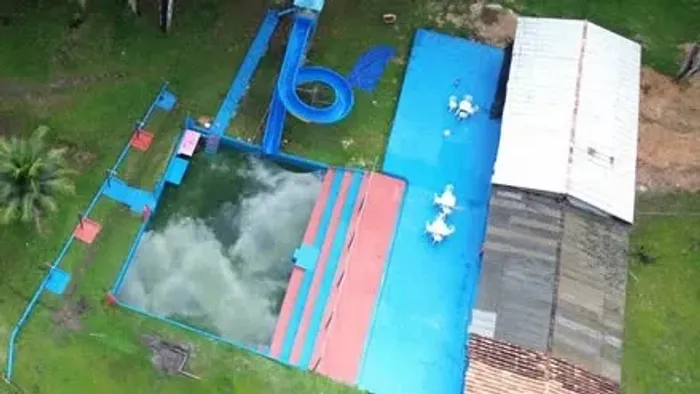 Sítio em Curuçá-Pa com piscina e igarapé.