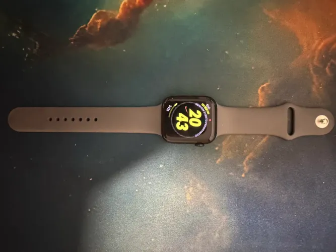 Apple Watch SE 3 44mm (Na garantia)