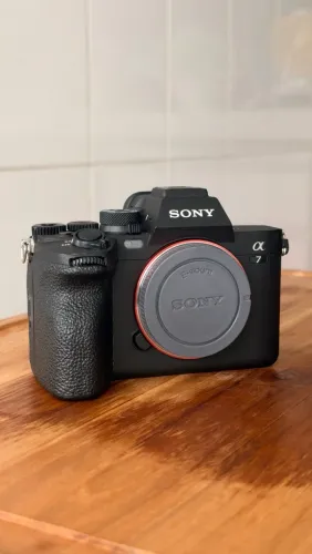 Câmera Sony a7IV