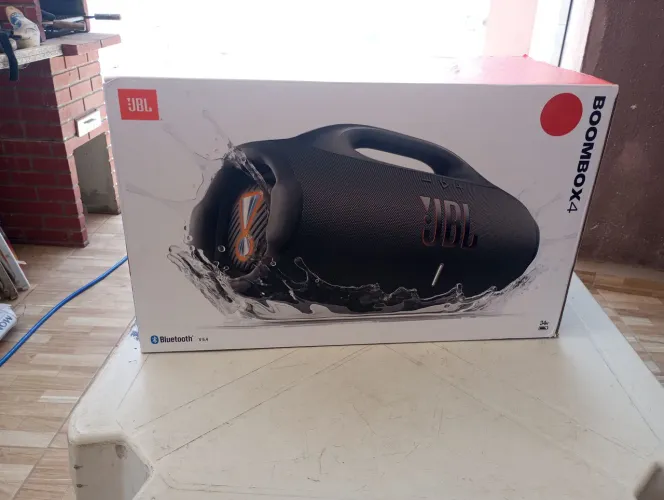 JBL boombox 4 nova na caixa com nota fiscal.